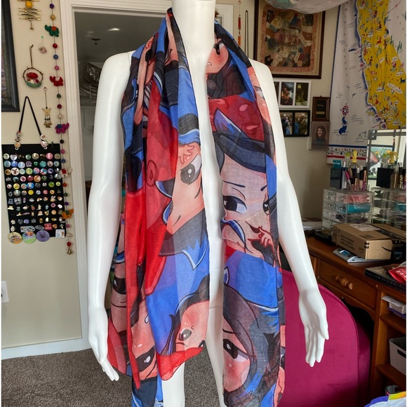 Blue and red scarf - Picture 1 of 6